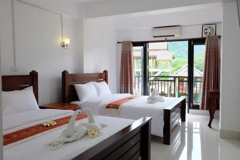 Grandview Riverside Hotel Alojamiento y desayuno in Vang Vieng