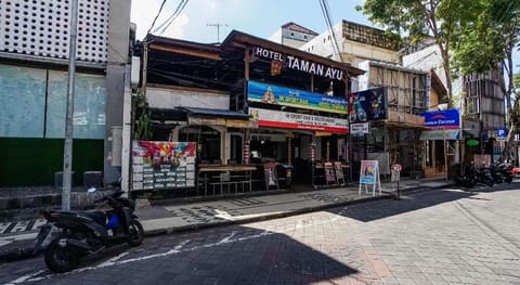 Taman Ayu Legian Hotel Vacation rental in Kuta