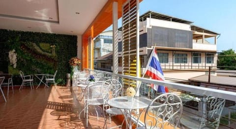 Klang Muang @ Nongkhai Hotel (SHA Extra Plus) Vacation rental in Vientiane Prefecture, Laos