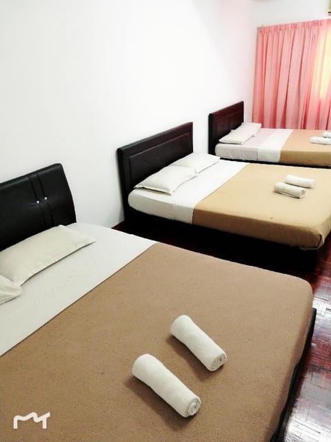 Casa Blanca Guest House Vacation rental in Malacca