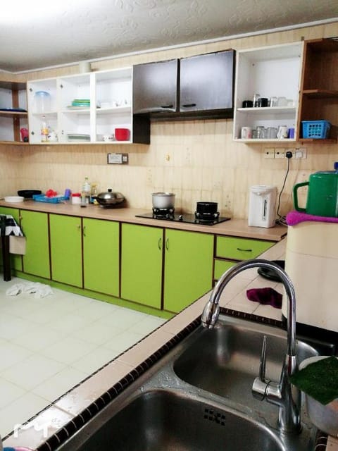 Casa Blanca Guest House Vacation rental in Malacca