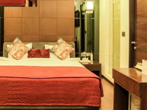 The Nanee Suites Hotel in Noida