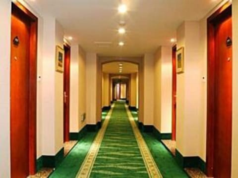 GreenTree Inn JiangSu NanTong HongMing Plaza Express Hotel Hotel in Suzhou