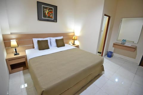 Dpt 33 Budget Hotel Hotel in Surabaya
