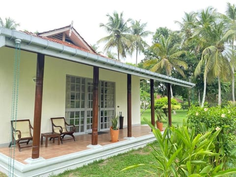 Tamarind Tree Garden Resort - The Airport Hotel Vacation rental in Western Province