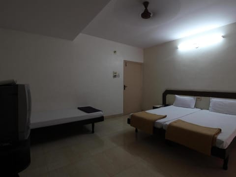 Hotel Maya Deluxe Vacation rental in Secunderabad