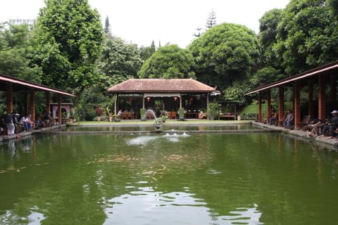 The Cipaku Garden Hotel Hotel in Parongpong