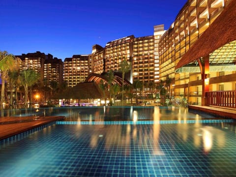 Pullman Oceanview Sanya Bay Resort & Spa Vacation rental in Sanya