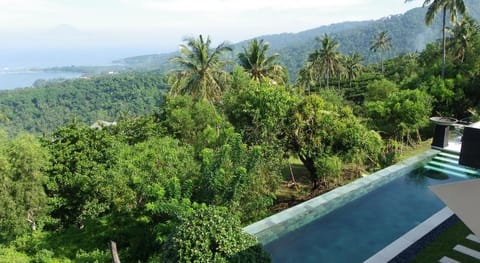 The Puncak Vacation rental in Batu Layar