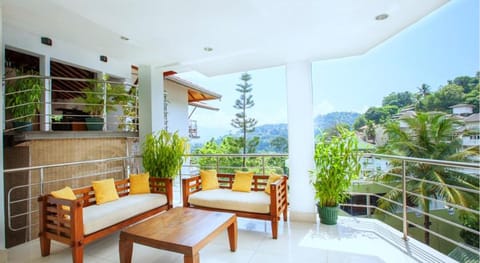 Senani Hotel Vacation rental in Kandy