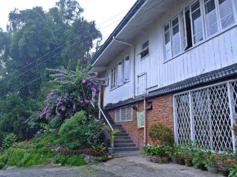 Mountain Lodge Hotel and Restaurant Vacation rental in Baguio