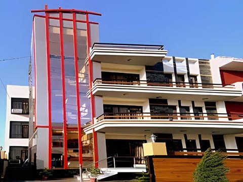 FabExpress Sunshine Residency II Vacation rental in Noida