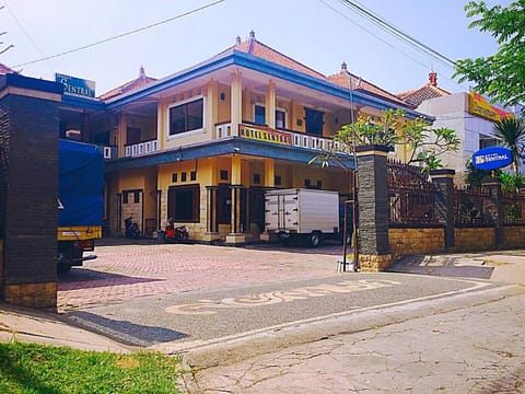 Hotel Sentral Location de vacances in Buleleng