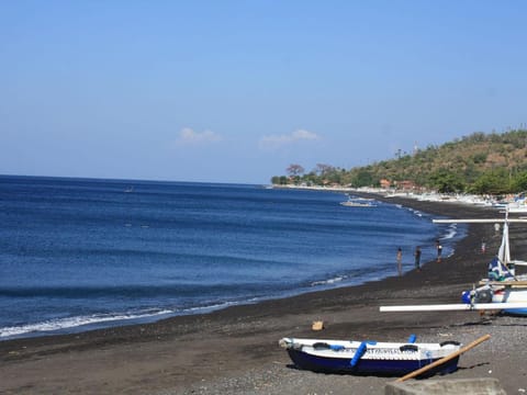 Amed Cafe & Bungalow Holiday rental in Abang