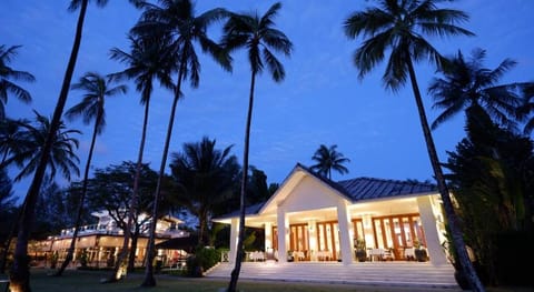 Kantary Beach Hotel Villas & Suites Vacation rental in Khuekkhak