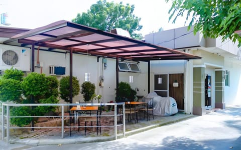 Rumi Apartelle Hotel Vacation rental in Angeles