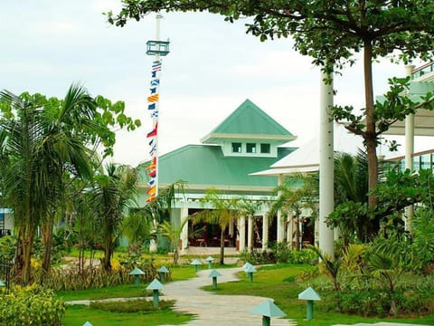 Camayan Beach Resort Hotel Resort in Subic