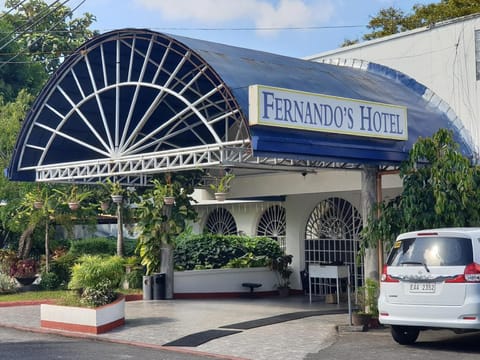 Fernandos Hotel Hotel in Bicol