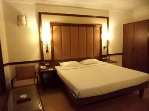 Hotel Cama Hotel in Ahmedabad