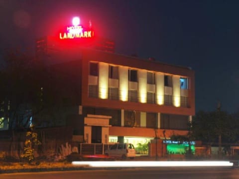 Hotel Planet Landmark Hotel in Ahmedabad