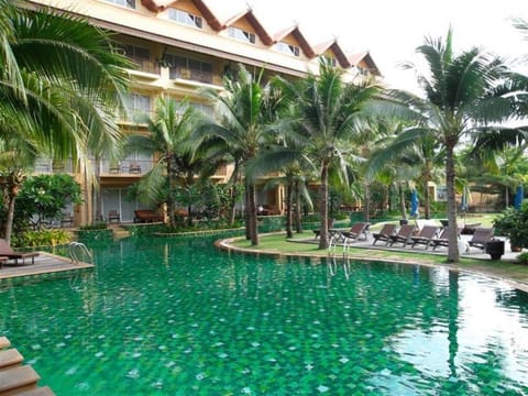 Villa Thongbura Hotel in Pattaya City