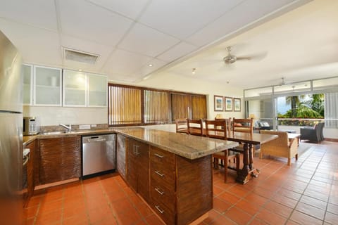 Club Tropical Resort - Official Onsite Management Apartment hotel in Port Douglas