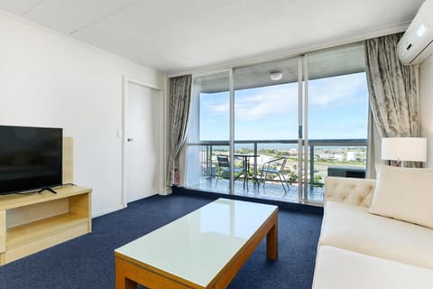 Highpoint International Hotel Vacation rental in Gladstone