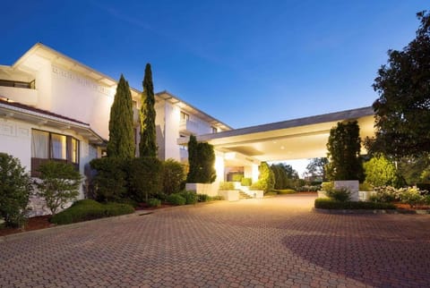 Ramada by Wyndham Diplomat Canberra Vacation rental in Canberra