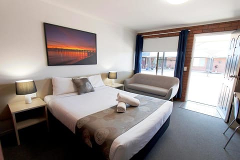 Blue Shades Motel Vacation rental in Maryborough