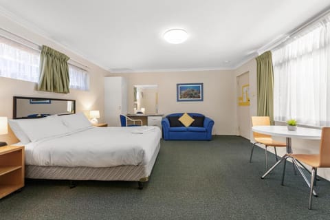 Paramount Motel Vacation rental in Kangaroo Point