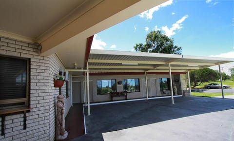 Sapphire City Motor Inn Vacation rental in Inverell