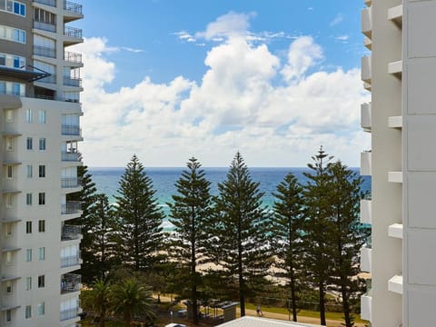 Horizons Holiday Apartments Vacation rental in Burleigh Heads