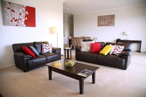 Toowoomba Central Plaza Apartment Hotel Vacation rental in Toowoomba City