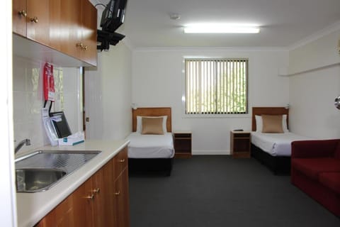 Pioneer Way Motel Vacation rental in Springwood