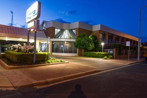 Dubbo RSL Club Motel Vacation rental in Dubbo