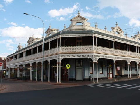 Petersons Armidale Winery & Guesthouse Vacation rental in Armidale