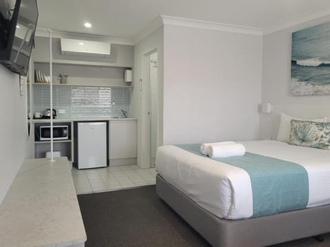 Araluen Motor Lodge Vacation rental in Batemans Bay