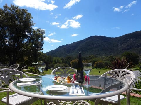 The Grampians Motel and The Views Bar & Restaurant Vacation rental in Halls Gap