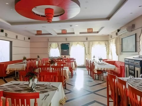 Foxoso Taj View Hotel Vacation rental in Agra