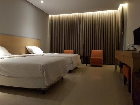 New Mountain Springs Hotel & Resort guesthouse in Lembang
