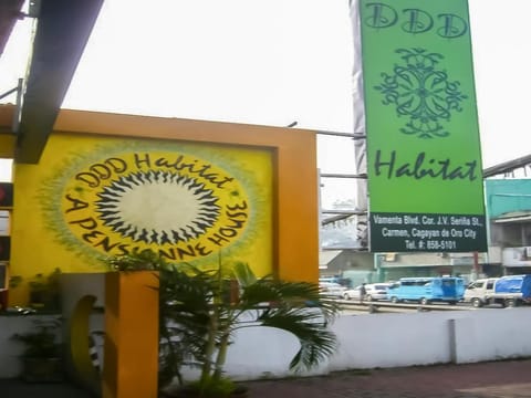 OYO 679 Ddd Habitat Pension House Vacation rental in Cagayan de Oro