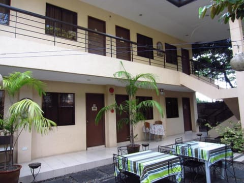 11th Street Bed and Breakfast Vacation rental in Bacolod