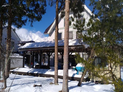 Petit Hotel P-Bow Vacation rental in Hakuba