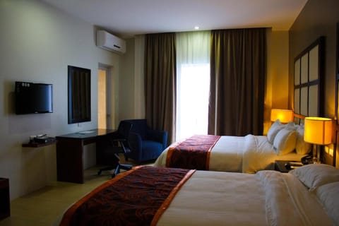 Avenue Suites Hotel and Spa Hotel in Bacolod