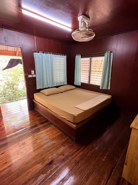 Sandee Bungalow Vacation rental in Ban Tai