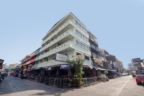 OYO 75381 Billabong Hotel Hotel in Pattaya City