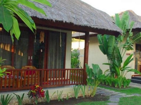 Joje Bungalow Vacation rental in Batu Layar