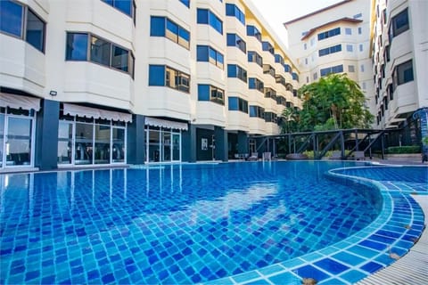 Star Convention Hotel (Star Hotel) Vacation rental in Rayong, Mueang Rayong District, Rayong, Thailand