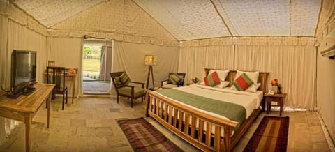 The Golden Tusk Resort Resort in Uttarakhand