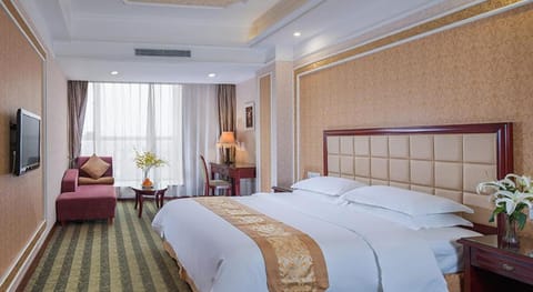 Vienna Hotel Shenzhen Songgang Yanchuan Road Vacation rental in Shenzhen